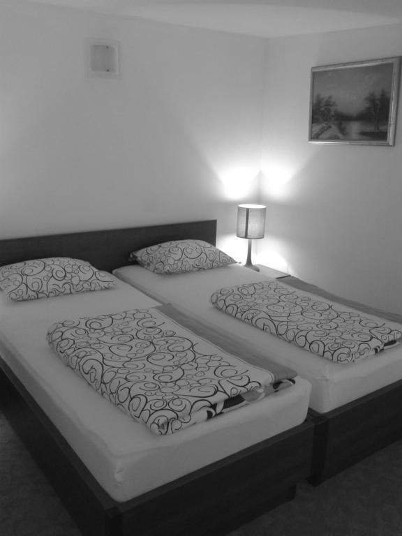 Prenociste Zan Saraievo Quarto foto