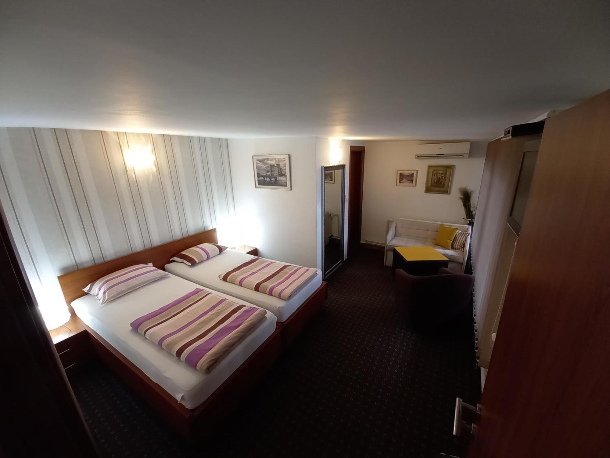 Prenociste Zan Saraievo Quarto foto